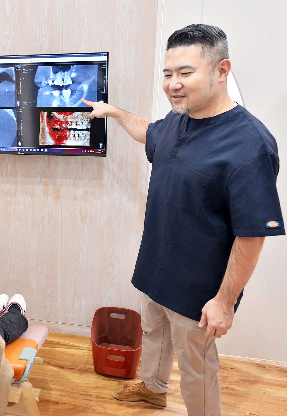 下松市(山口県)の歯医者、たけなわ歯科口腔外科クリニックの院長あいさつ